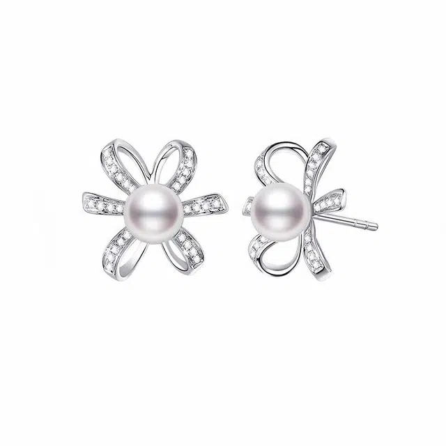 akoya 18K