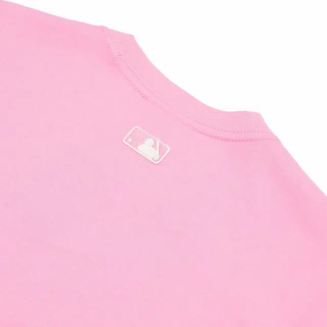 MLB T