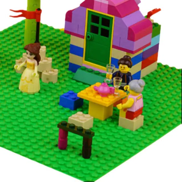LEGO 10700