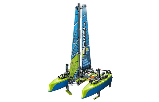 LEGO 42105