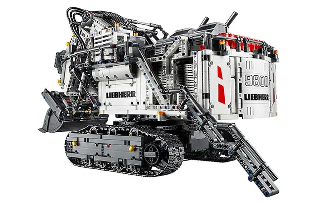 LEGO Powered UP Liebherr R 9800 42100