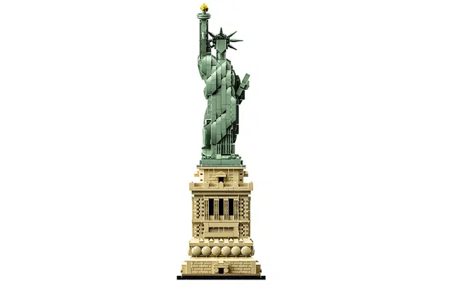 LEGO 21042