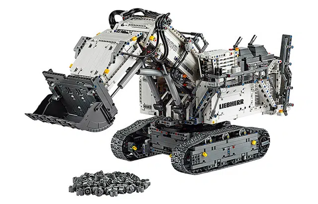 LEGO Powered UP Liebherr R 9800 42100
