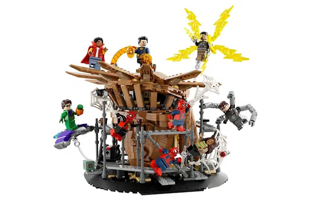 LEGO 900pcs 76261
