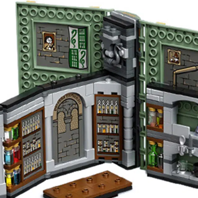 LEGO 76383