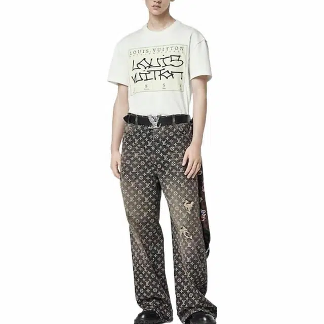 LOUIS VUITTON FW22 LogoT