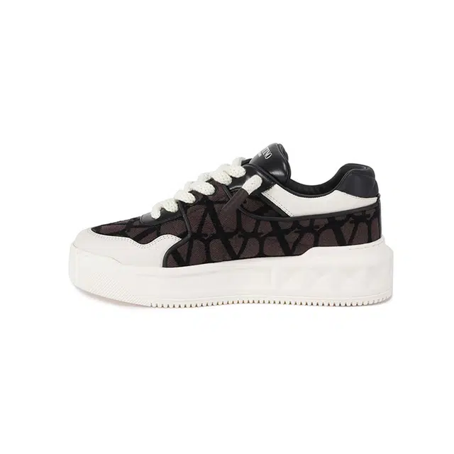 Valentino One Stud XL