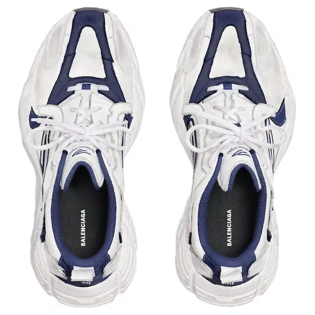 Balenciaga Monday