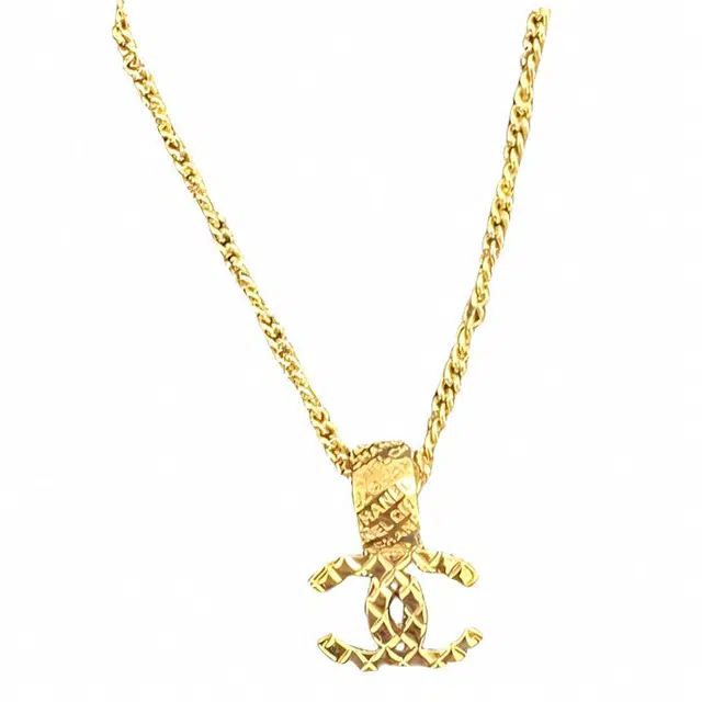 CHANEL 24P C -