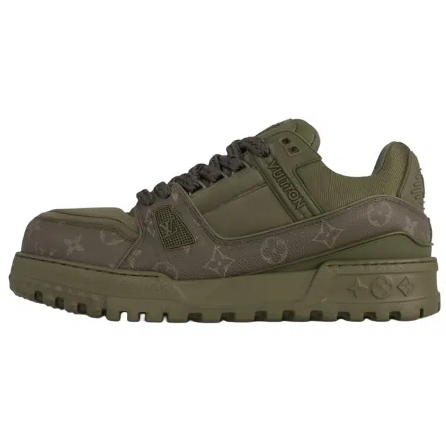 LOUIS VUITTON Trainer Maxi