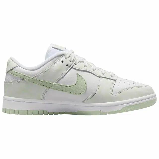 Nike Dunk Low WMNS