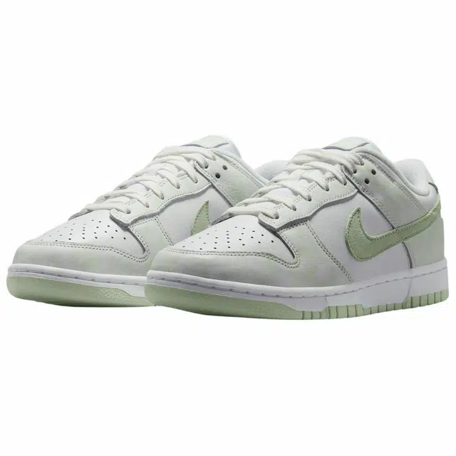 Nike Dunk Low WMNS