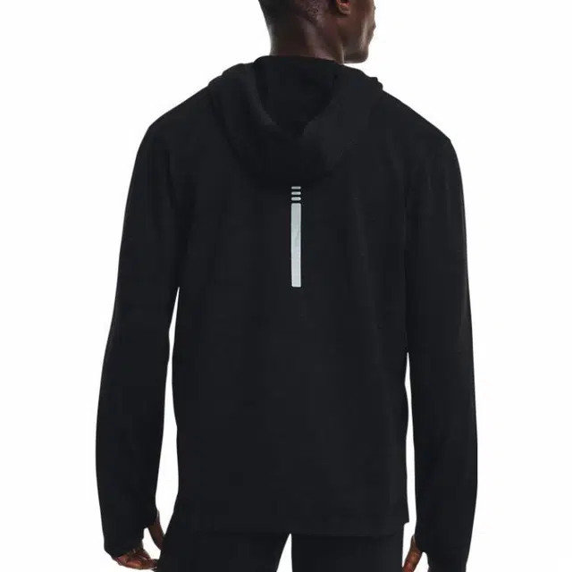 Under Armour T