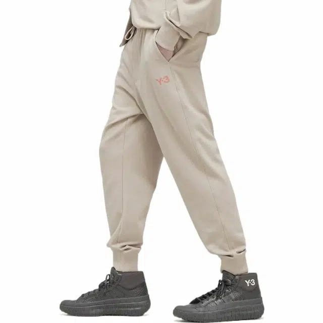 Y-3 Logo