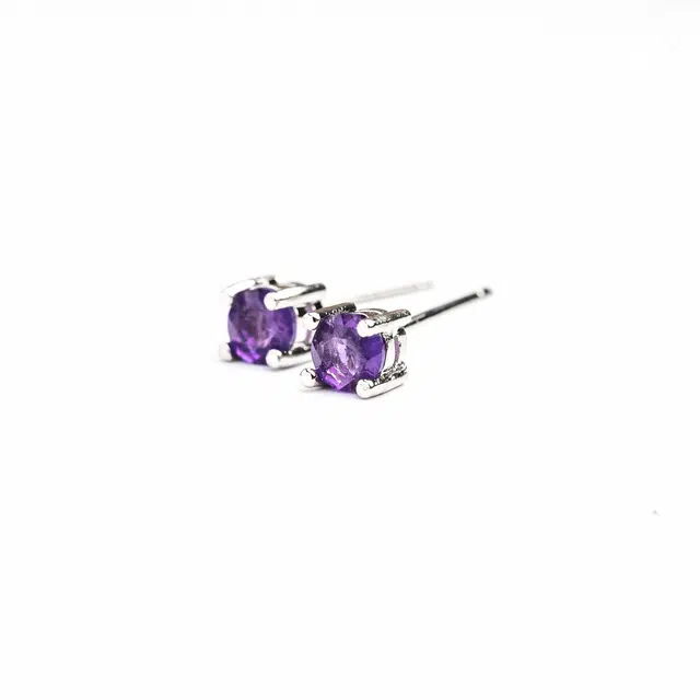 UJAT s925