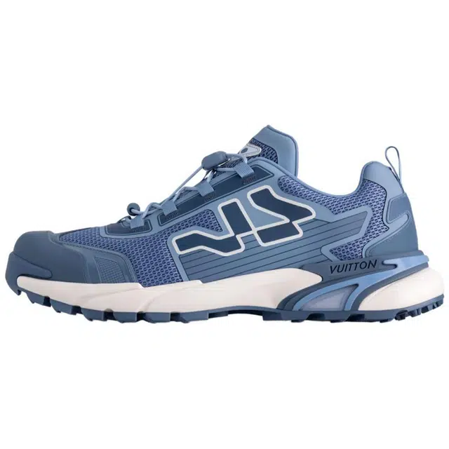LOUIS VUITTON Runner Tatic