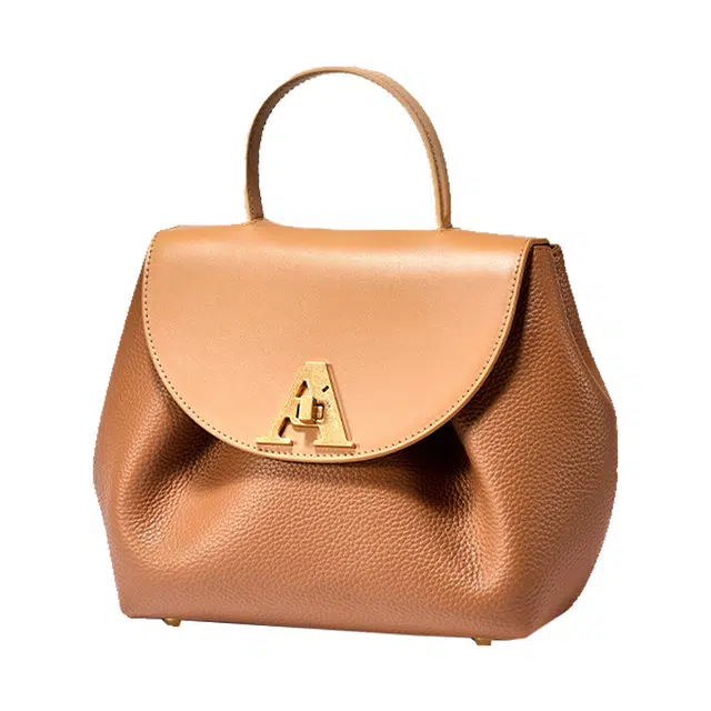 AQUASCUTUM