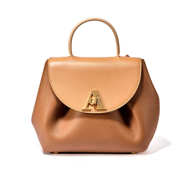 AQUASCUTUM