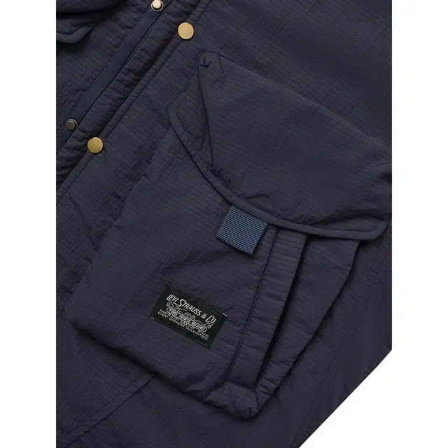 levis