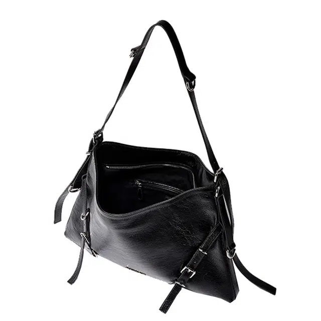 AQUASCUTUM
