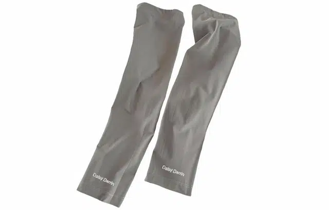 优幽兰 休闲简约纯色高级感防冰袖时尚百搭夏季宽松透气防紫外线骑行开车开车神器护手臂 锦纶和氨纶 防晒袖 男女同款情侣款