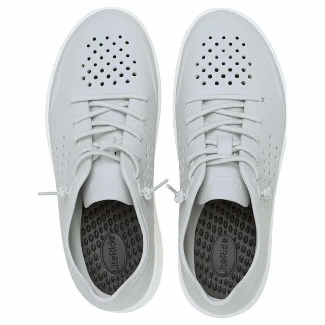 Crocs In Motion Pacer