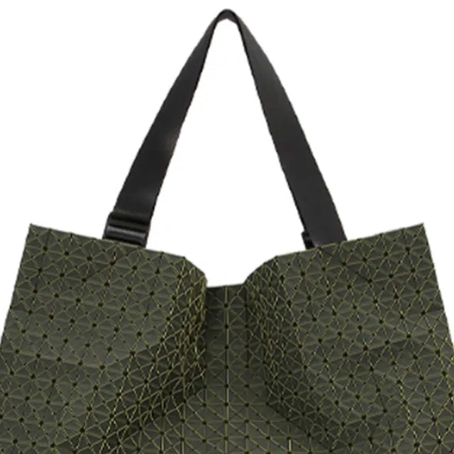 ISSEY MIYAKE Tote