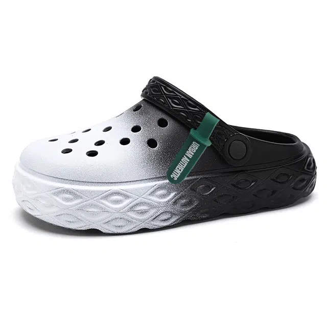 URBAN AUTHENTIC
