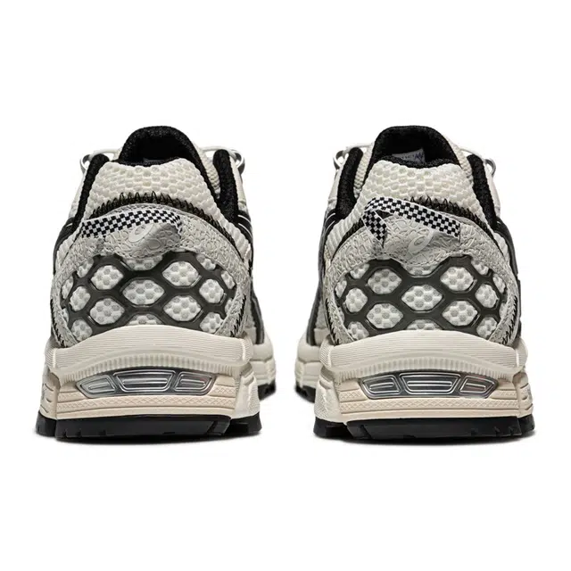 Asics Gel-Kahana 8 FL