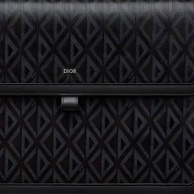 Dior Hit The Road Black