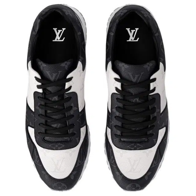 LOUIS VUITTON Run Away logo