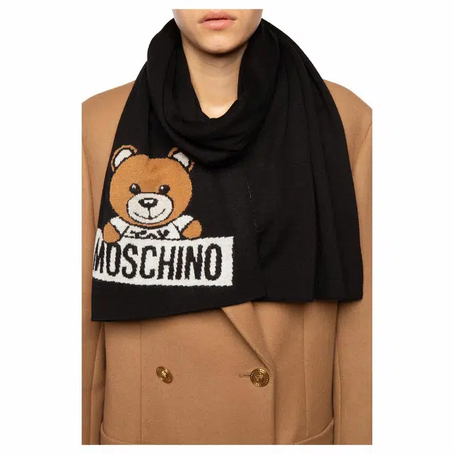 MOSCHINO