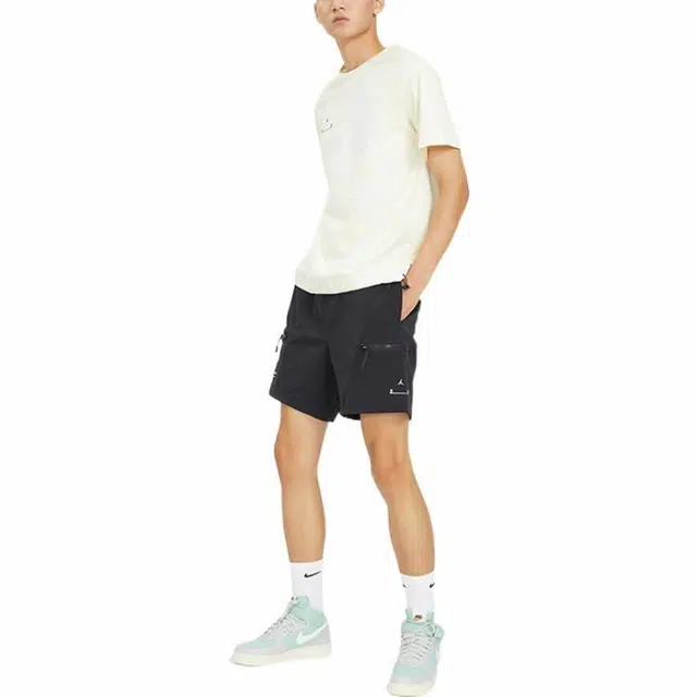Jordan FW22 LogoT
