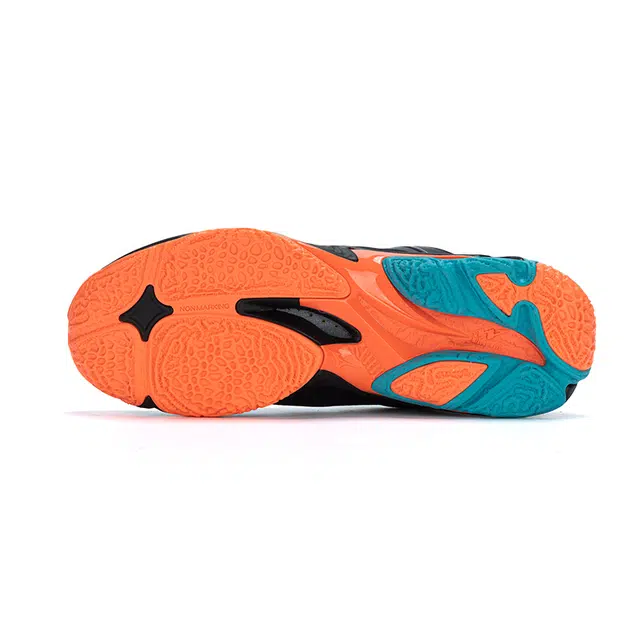 Mizuno Wave Lightning Z8