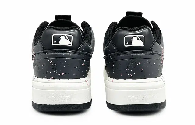 MLB Chunky Liner EIGHT