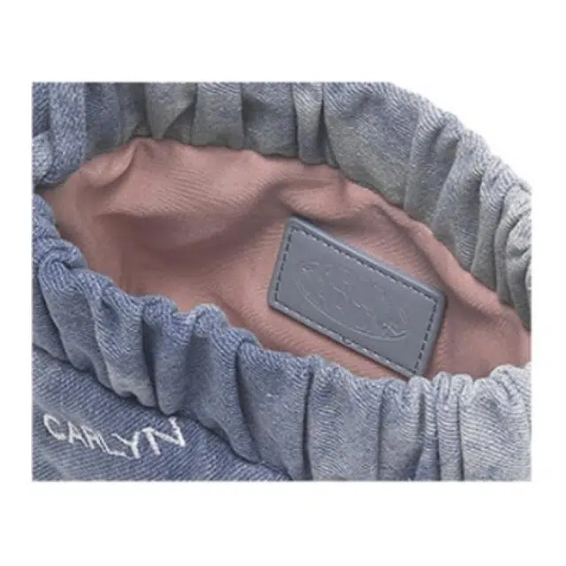 CARLYN Logo PU