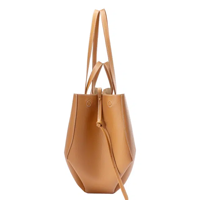AQUASCUTUM