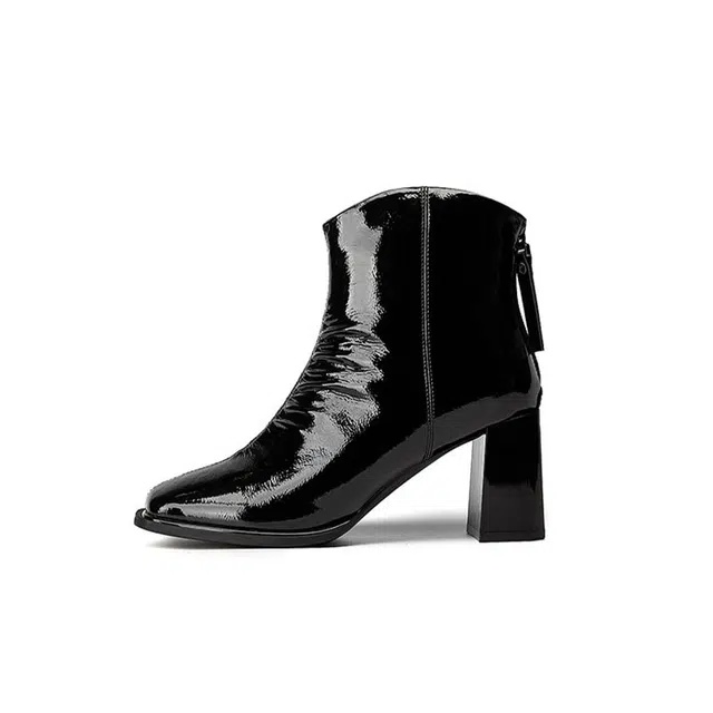 DAPHNE PU
