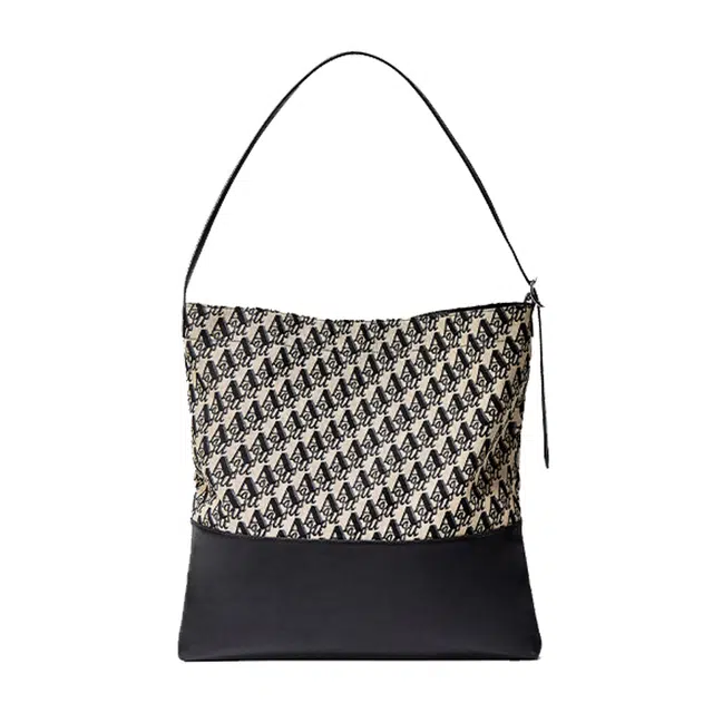 AQUASCUTUM
