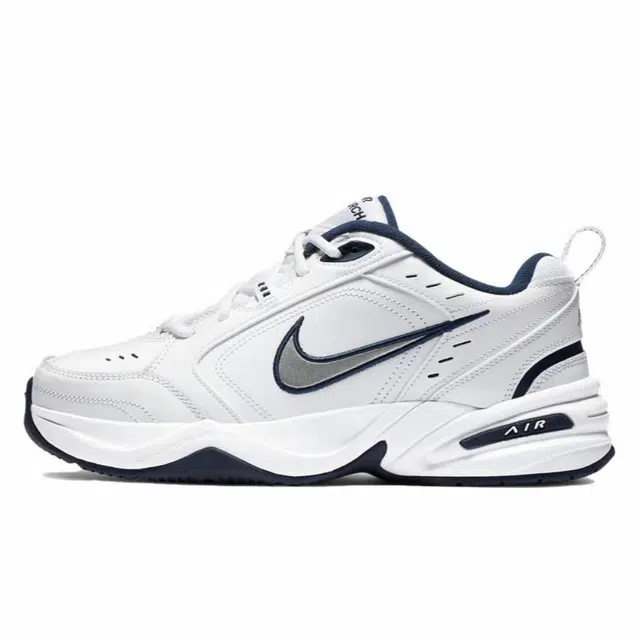 Nike Air Monarch 4