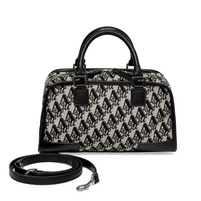 AQUASCUTUM