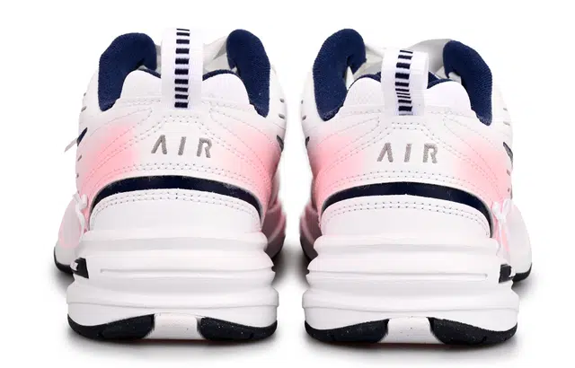 Nike Air Monarch 4
