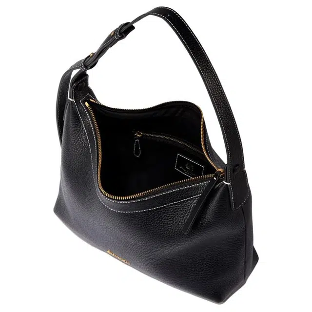 AQUASCUTUM
