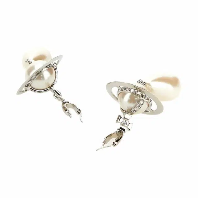 Vivienne Westwood Aleska