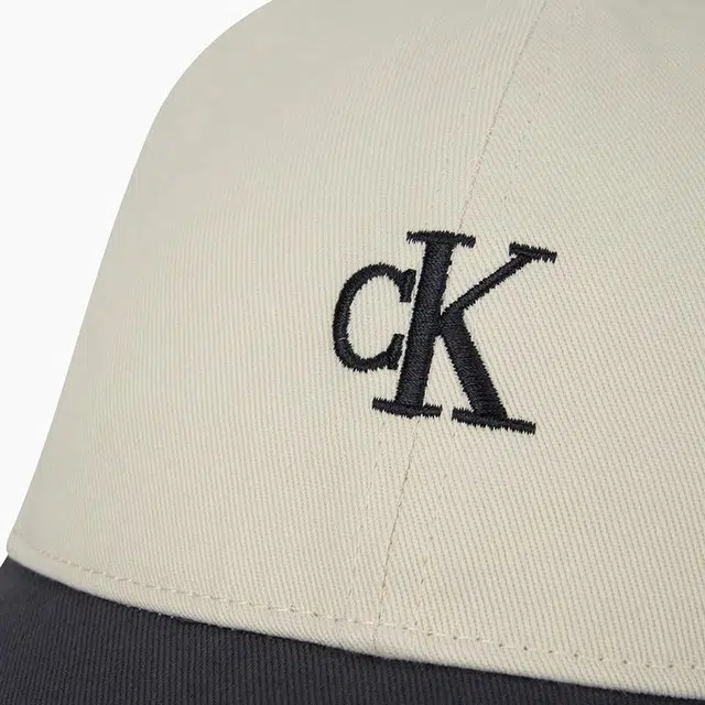 CALVIN KLEIN