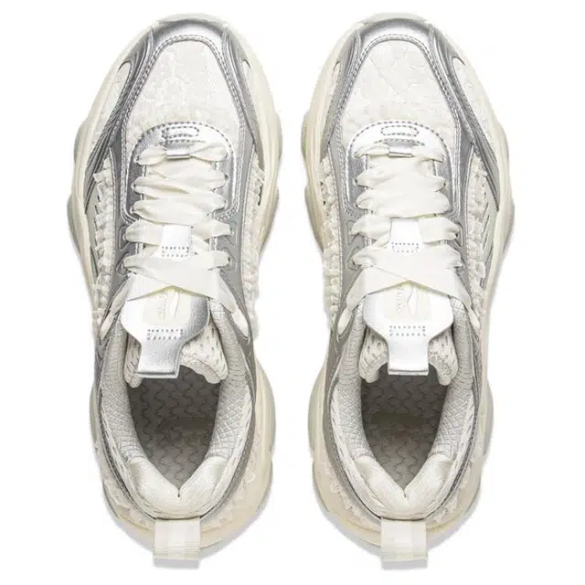 RUNNER