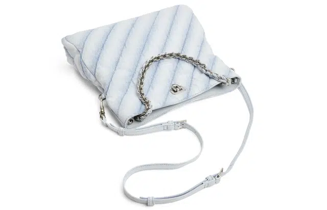 CHARLESKEITH ck Light Washed Denim