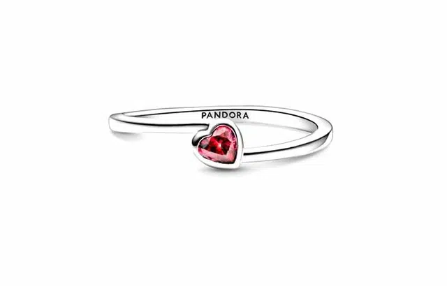 Pandora Tilted Heart Ring