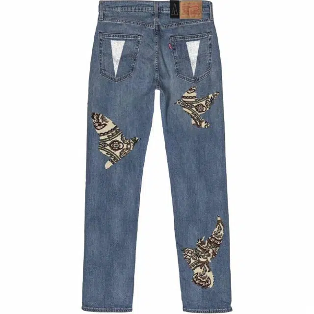 levis
