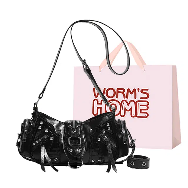 WORM'S HOME PU